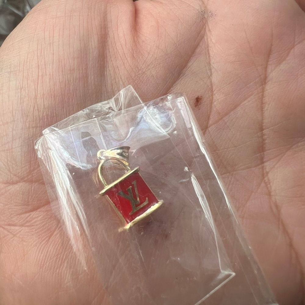 18k Real Saudi Gold Pendant